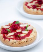 کیک رژیمی کرامبل بری نارگیل